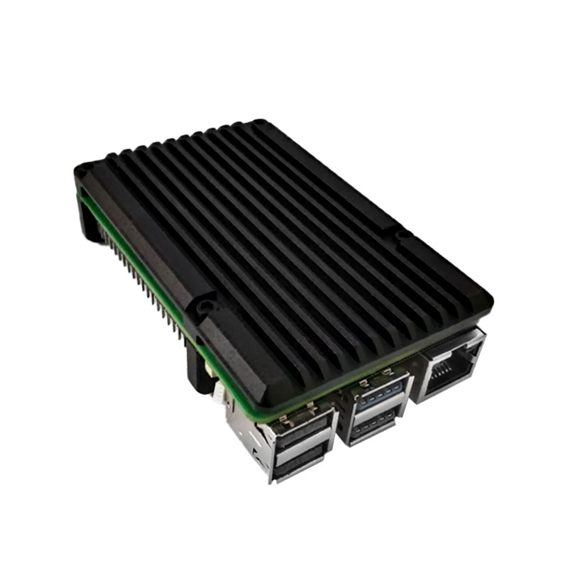 Custodia metallica in allumini - Pi 5 Case recensione e prezzo